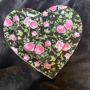 Vintage Black Heart Shaped Trinket Plate w/ Pink Roses